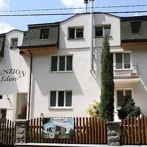 villa-anastazis-penzion-eden.karlovyvary-hotels.com/